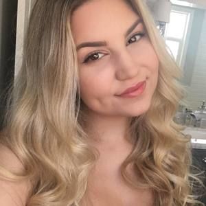 Meet your Posher, Breana